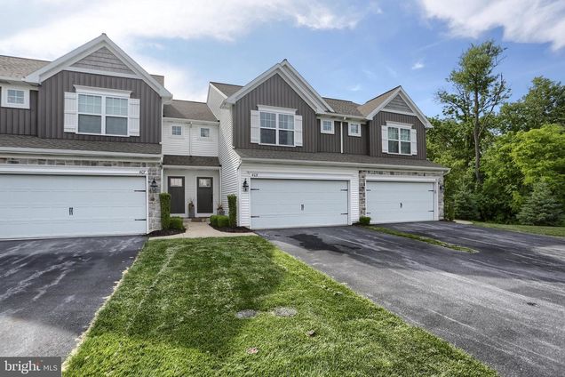409 Landover Court ENOLA, PA Townhouse Sold - Photo 1 of 14. Opens carousel modal