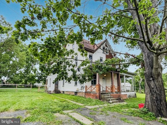 19 Lancaster Avenue