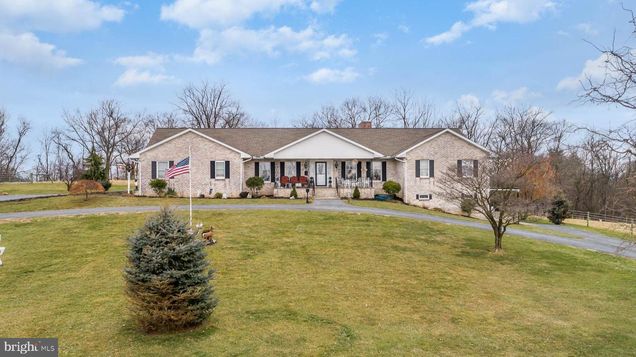 224 Heisers Lane CARLISLE, PA House Active - Photo 1 of 38. Opens carousel modal