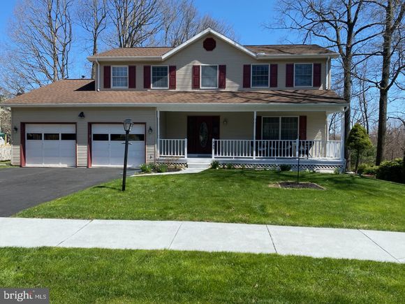545 Melissa Lane STATE COLLEGE, PA House Sold - Photo 1 of 44. Opens carousel modal