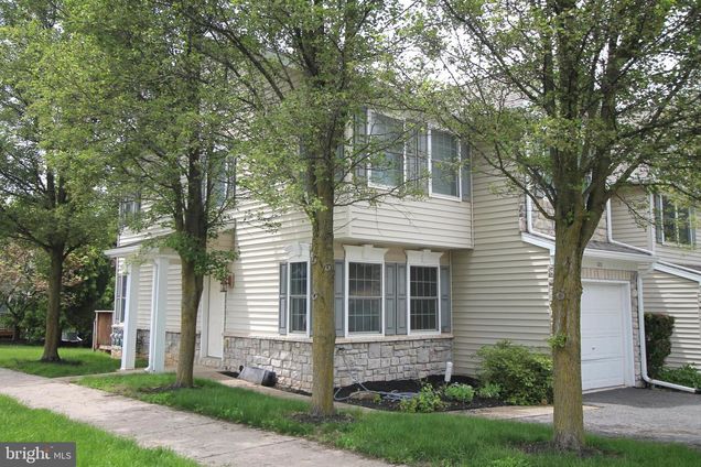 100 Lincoln Avenue STATE COLLEGE, PA Condo Sold - Photo 1 of 50. Opens carousel modal