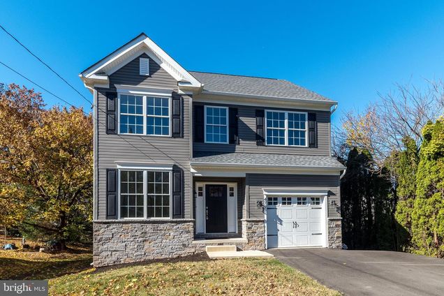 479 Kline Avenue POTTSTOWN, PA House Sold - Photo 1 of 62. Opens carousel modal