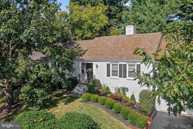1119 Queens Way WEST CHESTER, PA Townhouse Sold - Photo 1 of 45. Opens carousel modal