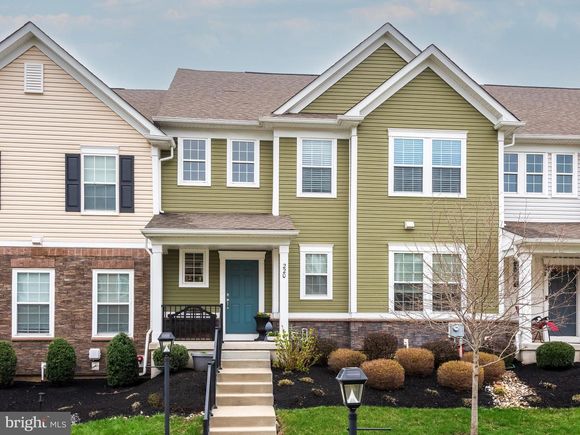 220 Hanover Court CHESTER SPRINGS, PA Townhouse Sold - Photo 1 of 49. Opens carousel modal