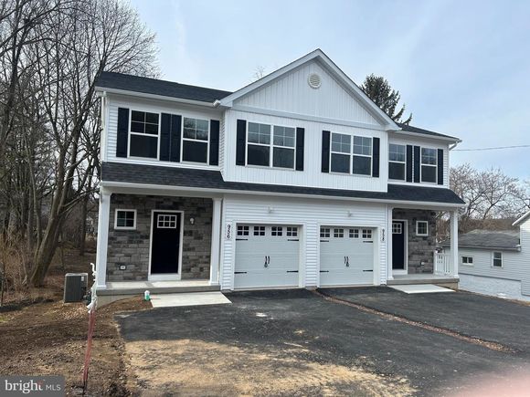 956 Mount Pleasant Ave WAYNE, PA Townhouse Sold - Photo 1 of 9. Opens carousel modal