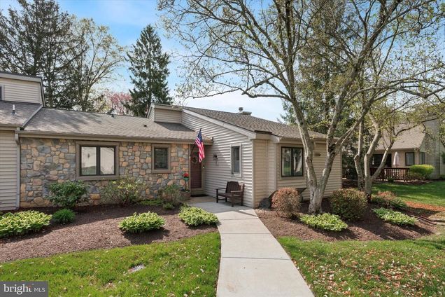 417 Eaton Way WEST CHESTER, PA Townhouse Sold - Photo 1 of 25. Opens carousel modal