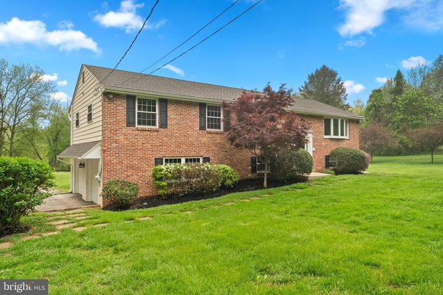 15 Hickory Lane MALVERN, PA House Sold - Photo 1 of 37. Opens carousel modal