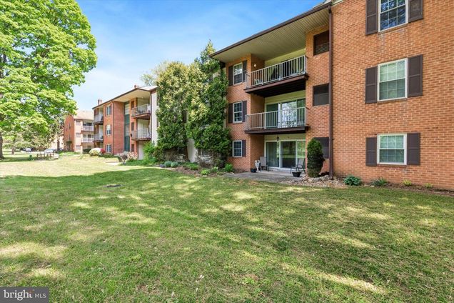 187 Drummers Lane Unit 187 WAYNE, PA Condo Sold - Photo 1 of 15. Opens carousel modal