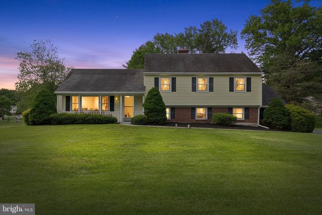 936 Linda Vista Drive WEST CHESTER, PA House Sold - Photo 1 of 36. Opens carousel modal