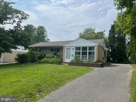 405 W Rosedale Avenue WEST CHESTER, PA House Active - Photo 1 of 2. Opens carousel modal