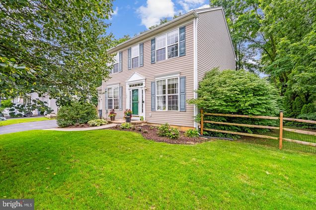 132 Newport Circle