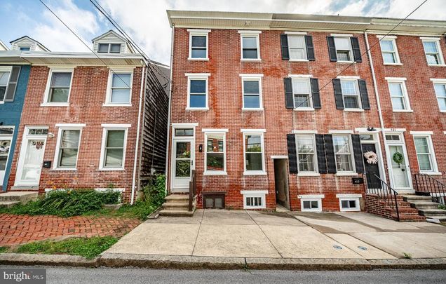 405 N New Street