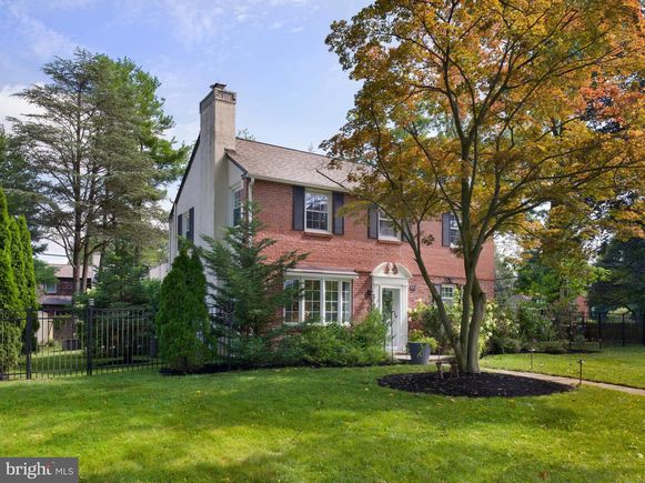 499 Woodcrest Road WAYNE, PA House Active - Photo 1 of 41. Opens carousel modal
