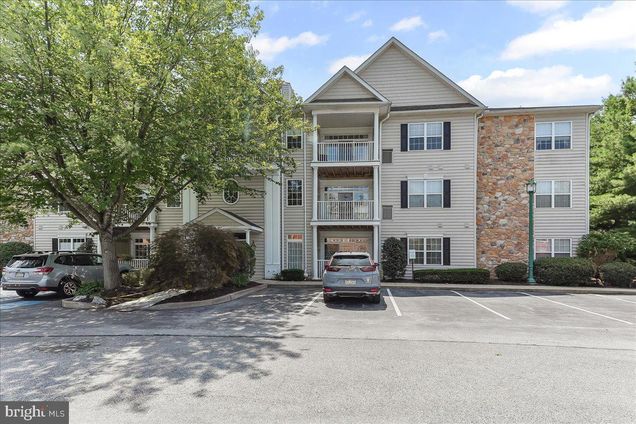 209 Victoria Gardens Drive KENNETT SQUARE, PA Condo Active - Photo 1 of 29. Opens carousel modal