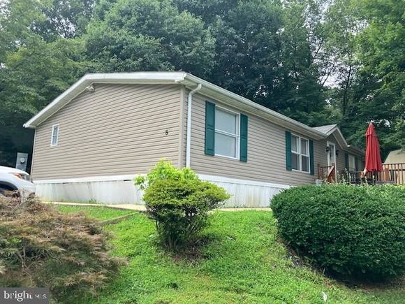 8 Red Oak Drive