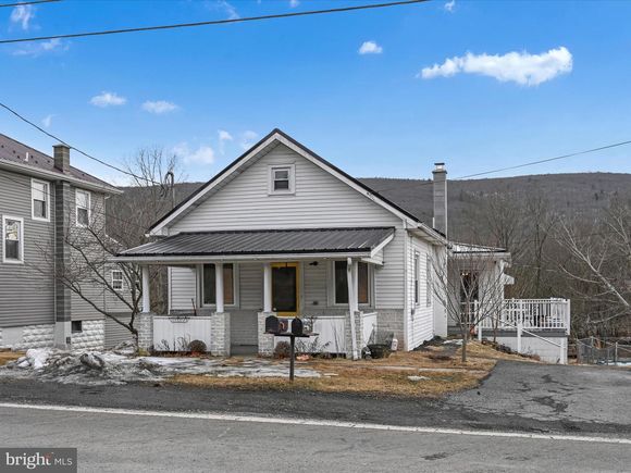 670 E Market Street WILLIAMSTOWN, PA House Sold - Photo 1 of 29. Opens carousel modal