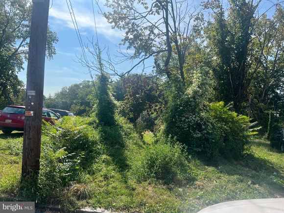 1197 Bailey Street HARRISBURG, PA Plot of land Active - Photo 1 of 1. Opens carousel modal