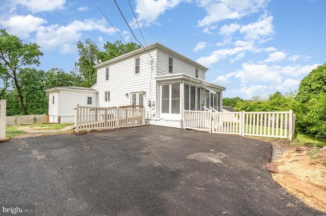 2329 Locust Lane HARRISBURG, PA House Sold - Photo 1 of 33. Opens carousel modal