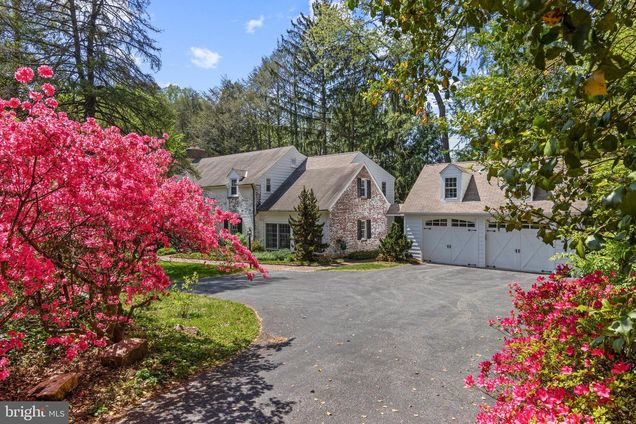 5 Single Lane WALLINGFORD, PA House Sold - Photo 1 of 47. Opens carousel modal