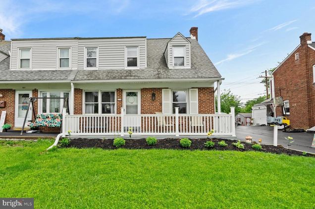 759 Braxton Road RIDLEY PARK, PA Townhouse Sold - Photo 1 of 30. Opens carousel modal