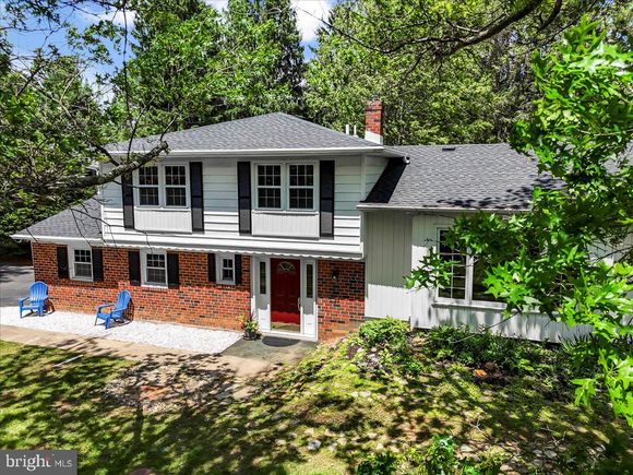 63 Marlborough Lane GLEN MILLS, PA House Sold - Photo 1 of 37. Opens carousel modal