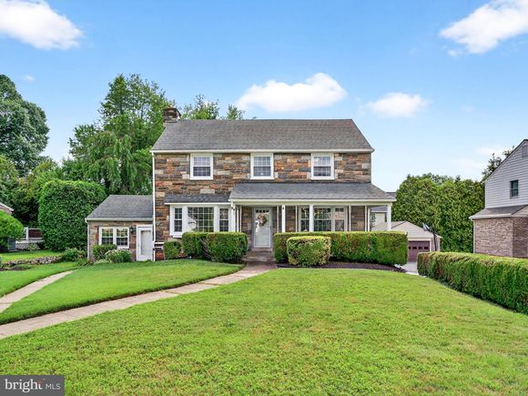 6 N Lexington Avenue HAVERTOWN, PA House Active - Photo 1 of 51. Opens carousel modal