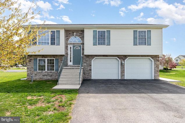 10700 Thornwood Road SHIPPENSBURG, PA House Sold - Photo 1 of 27. Opens carousel modal