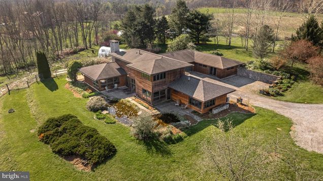 9356 Playhouse Road