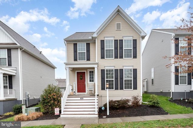 308 Berry Street MOUNT JOY, PA House Sold - Photo 1 of 33. Opens carousel modal