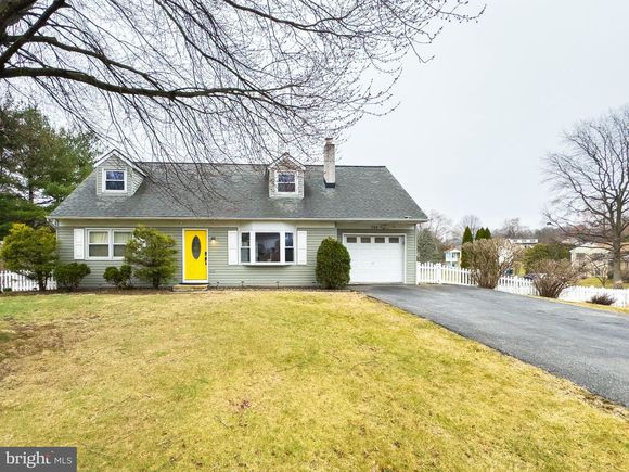 394 Highland Drive MOUNTVILLE, PA House Sold - Photo 1 of 25. Opens carousel modal