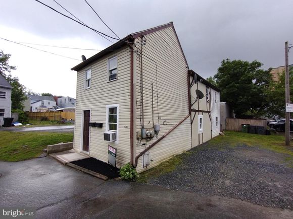 430 Avenue K COLUMBIA, PA Multifamily Sold - Photo 1 of 15. Opens carousel modal