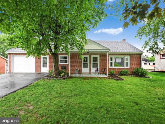 17 W Penn Grant Road WILLOW STREET, PA House Sold - Photo 1 of 22. Opens carousel modal