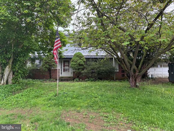 740 S Custer Avenue NEW HOLLAND, PA House Sold - Photo 1 of 4. Opens carousel modal