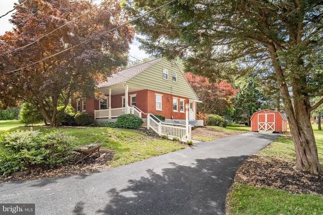 106 Donnelly Drive WILLOW STREET, PA House Sold - Photo 1 of 23. Opens carousel modal