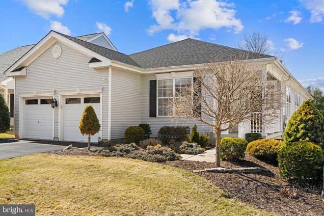 2150 Four Seasons Boulevard MACUNGIE, PA Condo Sold - Photo 1 of 46. Opens carousel modal