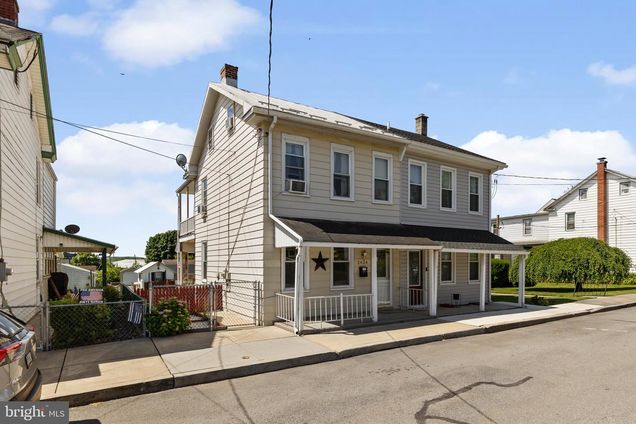 2434 Guilford Street LEBANON, PA Townhouse Sold - Photo 1 of 33. Opens carousel modal