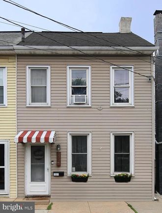 533 E Weidman Street LEBANON, PA Townhouse Active - Photo 1 of 40. Opens carousel modal