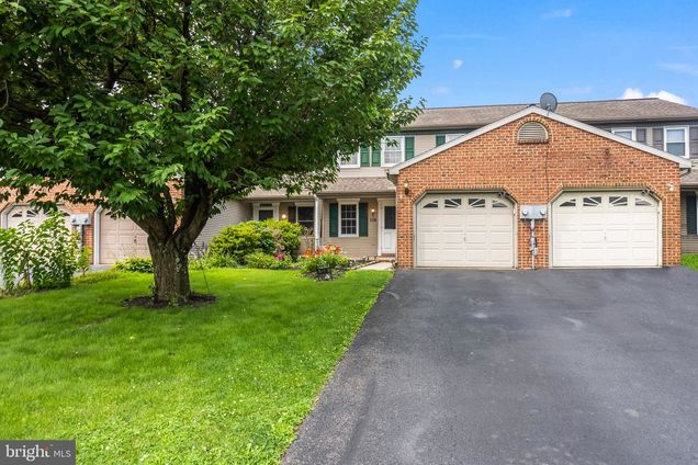 118 Palm Lane LEBANON, PA Townhouse Active - Photo 1 of 28. Opens carousel modal