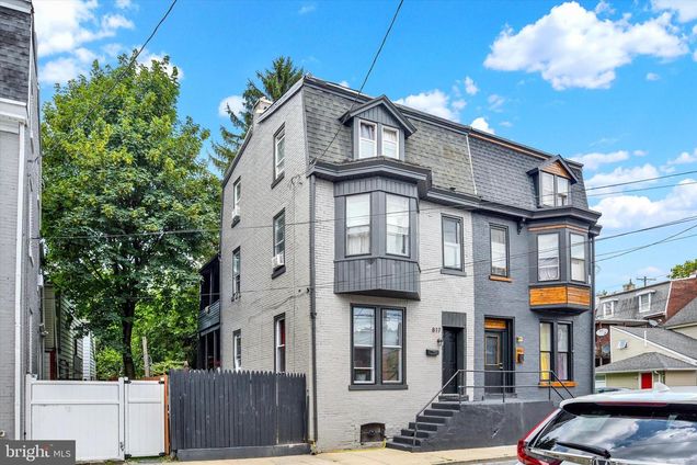 817 Church Street LEBANON, PA Townhouse Active - Photo 1 of 23. Opens carousel modal