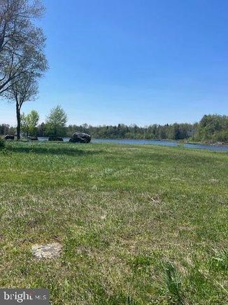 Covington Lakes Drive GOULDSBORO, PA Plot of land Active - Photo 1 of 29. Opens carousel modal