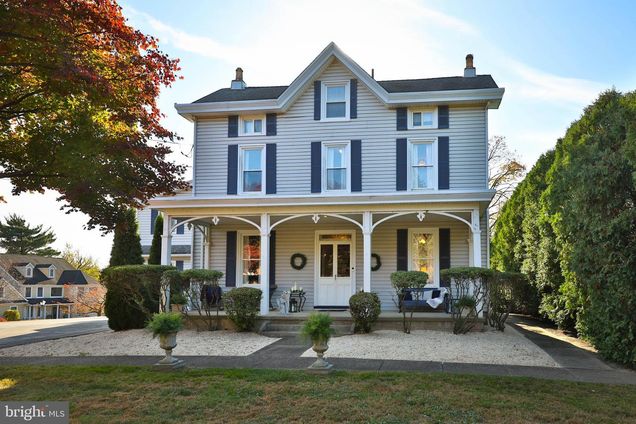2150 Saint Alberts Circle HUNTINGDON VALLEY, PA House Sold - Photo 1 of 75. Opens carousel modal