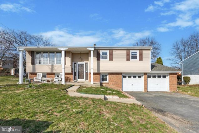 683 Dori Lane POTTSTOWN, PA House Sold - Photo 1 of 18. Opens carousel modal
