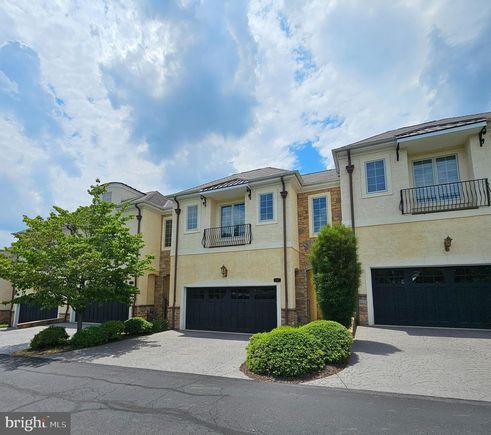 20 Breyer Court ELKINS PARK, PA Townhouse Sold - Photo 1 of 44. Opens carousel modal