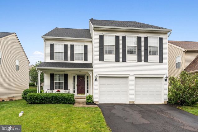 803 Red Coat Road COLLEGEVILLE, PA House Sold - Photo 1 of 33. Opens carousel modal