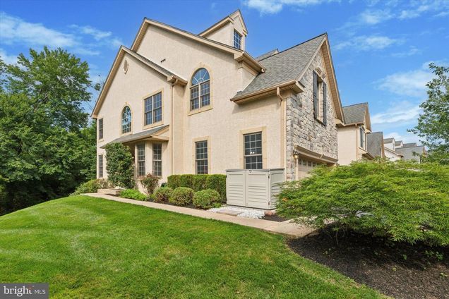 29 Penn Crossing Dr EAST NORRITON, PA Townhouse Active - Photo 1 of 62. Opens carousel modal