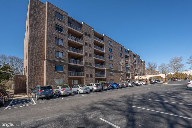 1219 W Wynnewood Road Unit 307