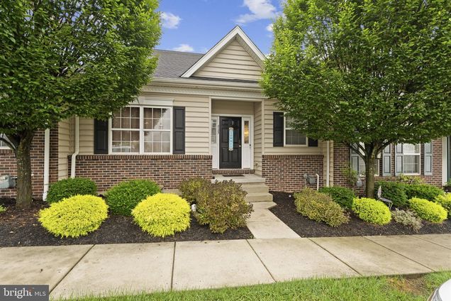 2127 Hidden Meadows Avenue PENNSBURG, PA Townhouse Active - Photo 1 of 33. Opens carousel modal