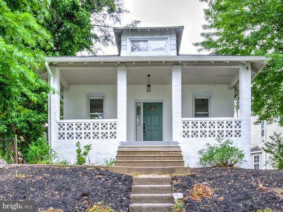 615 Burke Ave