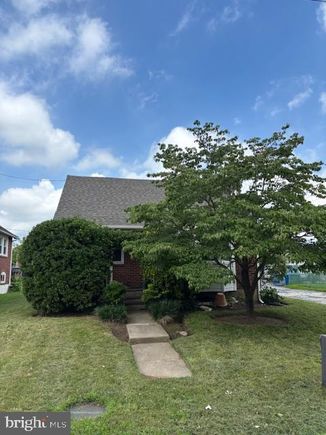 463 Forrest NORRISTOWN, PA House Active - Photo 1 of 19. Opens carousel modal