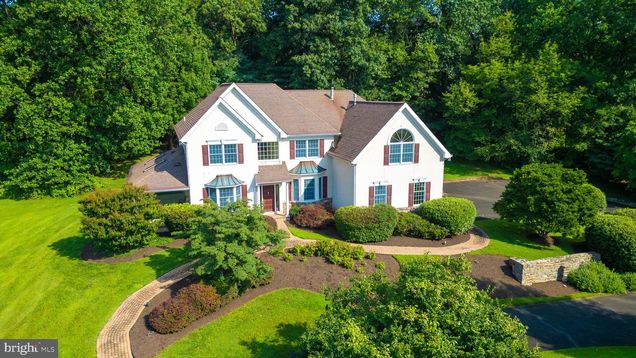 2160 Huntingdon Road HUNTINGDON VALLEY, PA House Active - Photo 1 of 55. Opens carousel modal